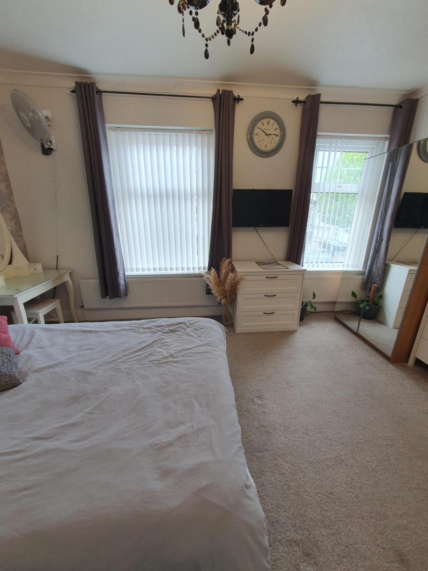 Private Luxury Double Room In Кардифф Экстерьер фото